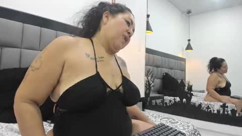 Snapshot of chloee_pervert chatting on February 2025 02:27:02 PM chloee_pervert online show from February 2025 02:27:02 PM