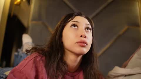 chloemin_ online show from March 2026 09:37:01 AM