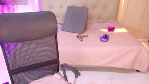 Chloe rosse online show from December 2025 01:47:02 AM