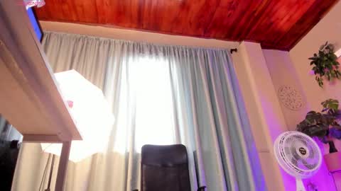 Chloe rosse online show from March 2026 01:00:01 PM