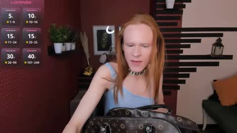 Chloe online show from October 2025 11:53:02 AM