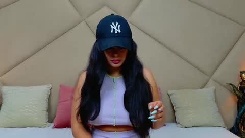 Chloe Vee online show from September 2025 05:02:02 AM