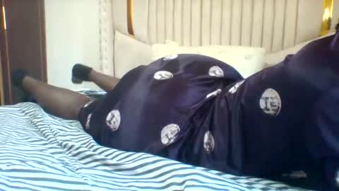 chocobabe002 online show from November 2025 04:56:01 AM