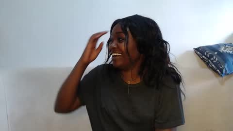 Snapshot of chocolate_desiree chatting on May 2026 09:25:02 AM Lofti online show from May 2026 09:25:02 AM