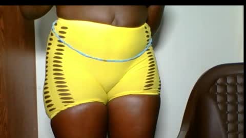 Snapshot of chocolate_queen25 chatting on November 2025 03:44:02 PM chocolate queen25 online show from November 2025 03:44:02 PM