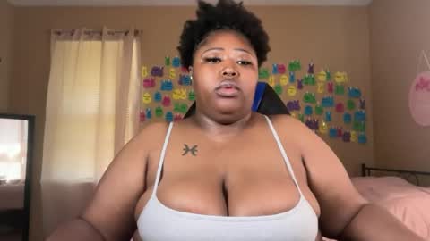 Snapshot of chocolatebunnyxx69 chatting on June 2026 03:58:02 PM Melina online show from June 2026 03:58:02 PM
