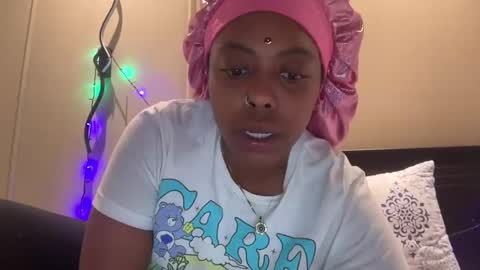 Snapshot of chocolatecakequeen chatting on December 2024 04:16:02 AM ChocolateCakeQueen online show from December 2024 04:16:02 AM