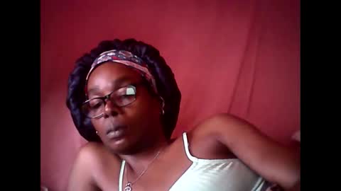 chocolatedrop_ online show from February 2026 02:31:01 PM