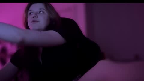 Lissa online show from November 2025 11:48:02 PM