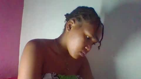 Snapshot of chololatblonde chatting on March 2026 08:40:01 AM chololatblonde online show from March 2026 08:40:01 AM