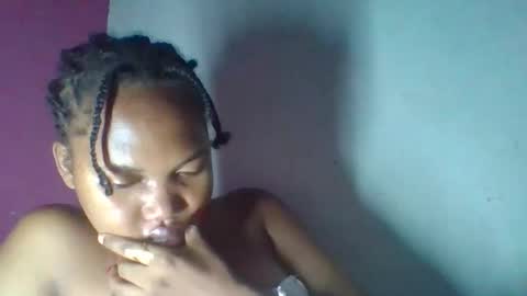 Snapshot of chololatblonde chatting on March 2026 09:36:02 AM chololatblonde online show from March 2026 09:36:02 AM