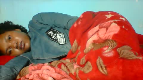 Snapshot of chololatblonde chatting on March 2026 05:22:02 AM chololatblonde online show from March 2026 05:22:02 AM