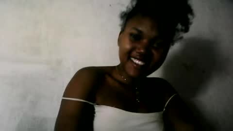 Snapshot of chololatblonde chatting on May 2026 09:22:01 PM chololatblonde online show from May 2026 09:22:01 PM