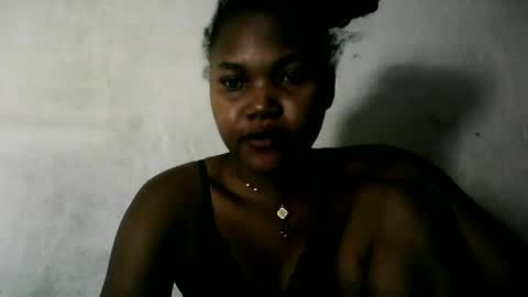 Snapshot of chololatblonde chatting on May 2026 11:02:01 PM chololatblonde online show from May 2026 11:02:01 PM