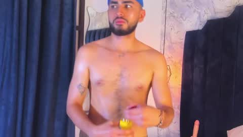 Snapshot of chris_blackwood chatting on February 2025 06:35:01 AM chris_blackwood online show from February 2025 06:35:01 AM