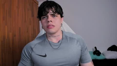 Snapshot of chris_cooperr chatting on February 2025 02:47:02 AM Chris Cooper Independent model online show from February 2025 02:47:02 AM