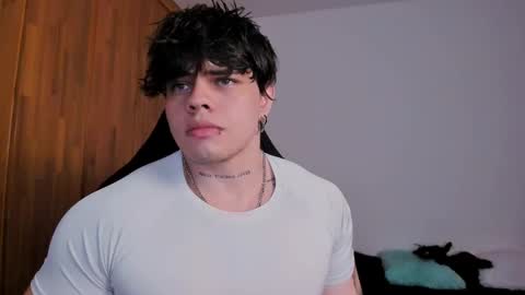 Snapshot of chris_cooperr chatting on February 2025 03:40:01 AM Chris Cooper Independent model online show from February 2025 03:40:01 AM