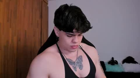 Snapshot of chris_cooperr chatting on February 2025 03:52:02 AM Chris Cooper Independent model online show from February 2025 03:52:02 AM