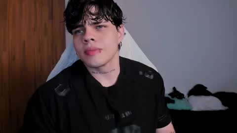 Snapshot of chris_cooperr chatting on February 2025 02:55:02 AM Chris Cooper Independent model online show from February 2025 02:55:02 AM