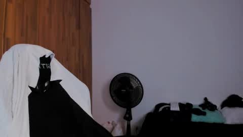 Snapshot of chris_cooperr chatting on February 2025 06:00:01 AM Chris Cooper Independent model online show from February 2025 06:00:01 AM