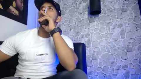 Snapshot of chris_dick2 chatting on July 2026 05:10:01 AM chris_dick2 online show from July 2026 05:10:01 AM