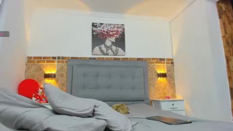 Snapshot of chris_kizz chatting on December 2024 07:28:01 AM chris_kizz online show from December 2024 07:28:01 AM