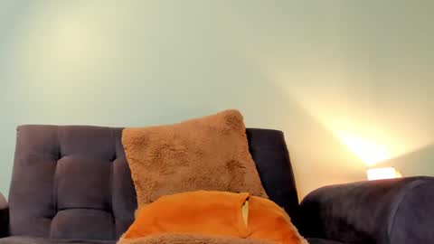 Chriz online show from February 2025 03:18:02 AM