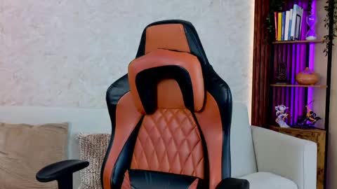 Snapshot of chris_reilly chatting on February 2026 11:05:02 PM chris reilly online show from February 2026 11:05:02 PM