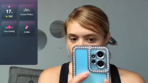 Yarixa online show from February 2025 01:14:02 AM