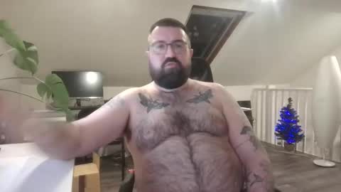 Snapshot of chriscubxxx chatting on December 2025 10:18:02 PM chriscubxxx online show from December 2025 10:18:02 PM