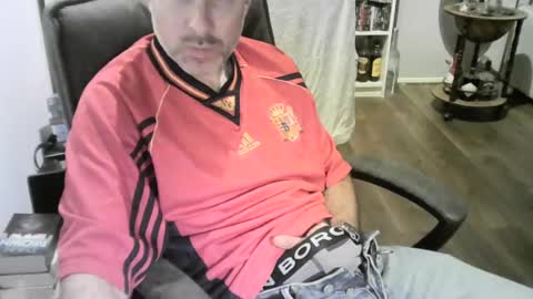 Snapshot of chrisprngr chatting on July 2026 06:43:02 PM chrisprngr online show from July 2026 06:43:02 PM