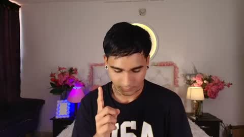 Snapshot of chriss_wg_ chatting on July 2026 09:00:02 PM Christian Wang online show from July 2026 09:00:02 PM