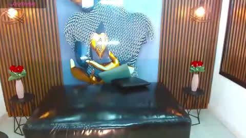 chrisshottx online show from June 2026 12:32:02 AM
