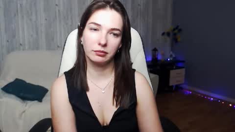 Christi online show from November 2025 09:36:01 AM