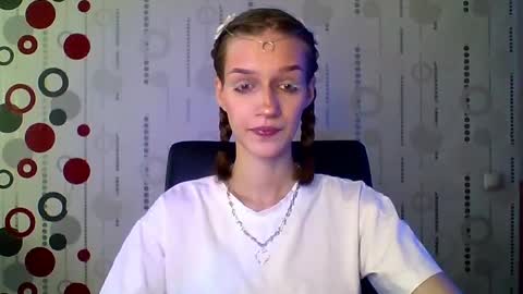 Snapshot of chrissy_joyful chatting on May 2026 04:19:01 AM chrissy_joyful online show from May 2026 04:19:01 AM