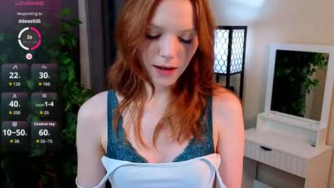 Snapshot of christabuntz chatting on April 2026 03:37:02 PM Christa online show from April 2026 03:37:02 PM