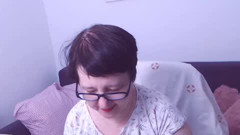 Christa online show from October 2025 09:11:01 PM