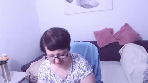 Christa online show from February 2026 10:46:01 PM