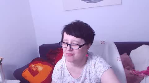 Christa online show from May 2026 09:32:01 PM