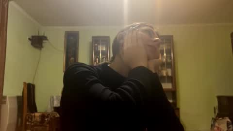 Snapshot of christenetrueluck chatting on December 2025 06:25:01 PM Christen online show from December 2025 06:25:01 PM