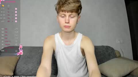 Snapshot of christian_di0r chatting on September 2025 06:35:02 PM Christian PVT open online show from September 2025 06:35:02 PM