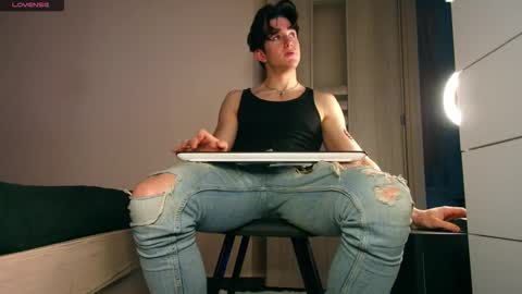 UPVOTE ME ------  ILL DO SOMETHING FOR FREE online show from January 2026 10:35:01 PM