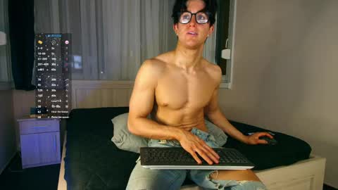 UPVOTE ME ------  ILL DO SOMETHING FOR FREE online show from April 2026 07:47:01 PM