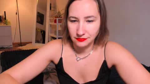 christina rosse online show from November 2025 10:39:02 AM