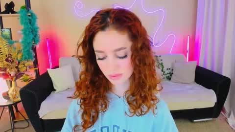 christinaconteeree online show from November 2025 04:33:01 PM