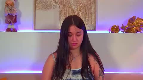 Christina online show from December 2025 06:38:02 PM