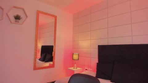 Christine  online show from January 2026 12:00:01 PM