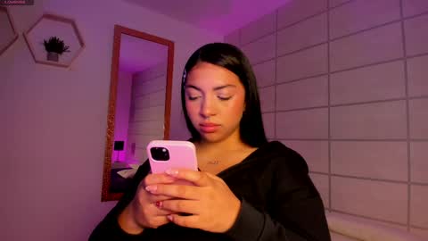 Christine  online show from April 2026 12:09:02 PM