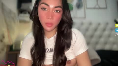 christine online show from December 2025 12:42:01 AM