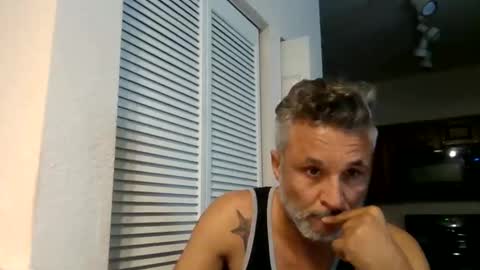 Snapshot of christopher_rain chatting on October 2025 06:45:02 PM Christopher Rain online show from October 2025 06:45:02 PM